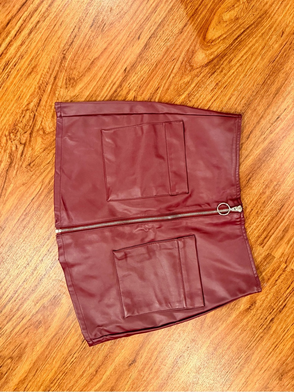 Classic Burgundy Faux Leather Mini Skort with Front Zip